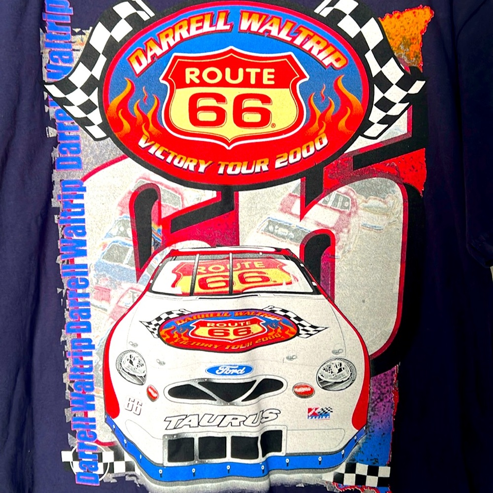 Vintage 2000 NASCAR Darrell Waltrip tee size XL